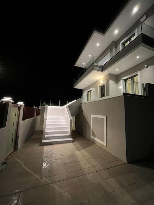 Villa Maria Eirini Lechaio ภายนอก รูปภาพ