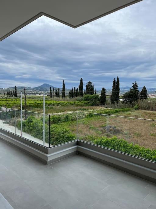 Villa Maria Eirini Lechaio ภายนอก รูปภาพ