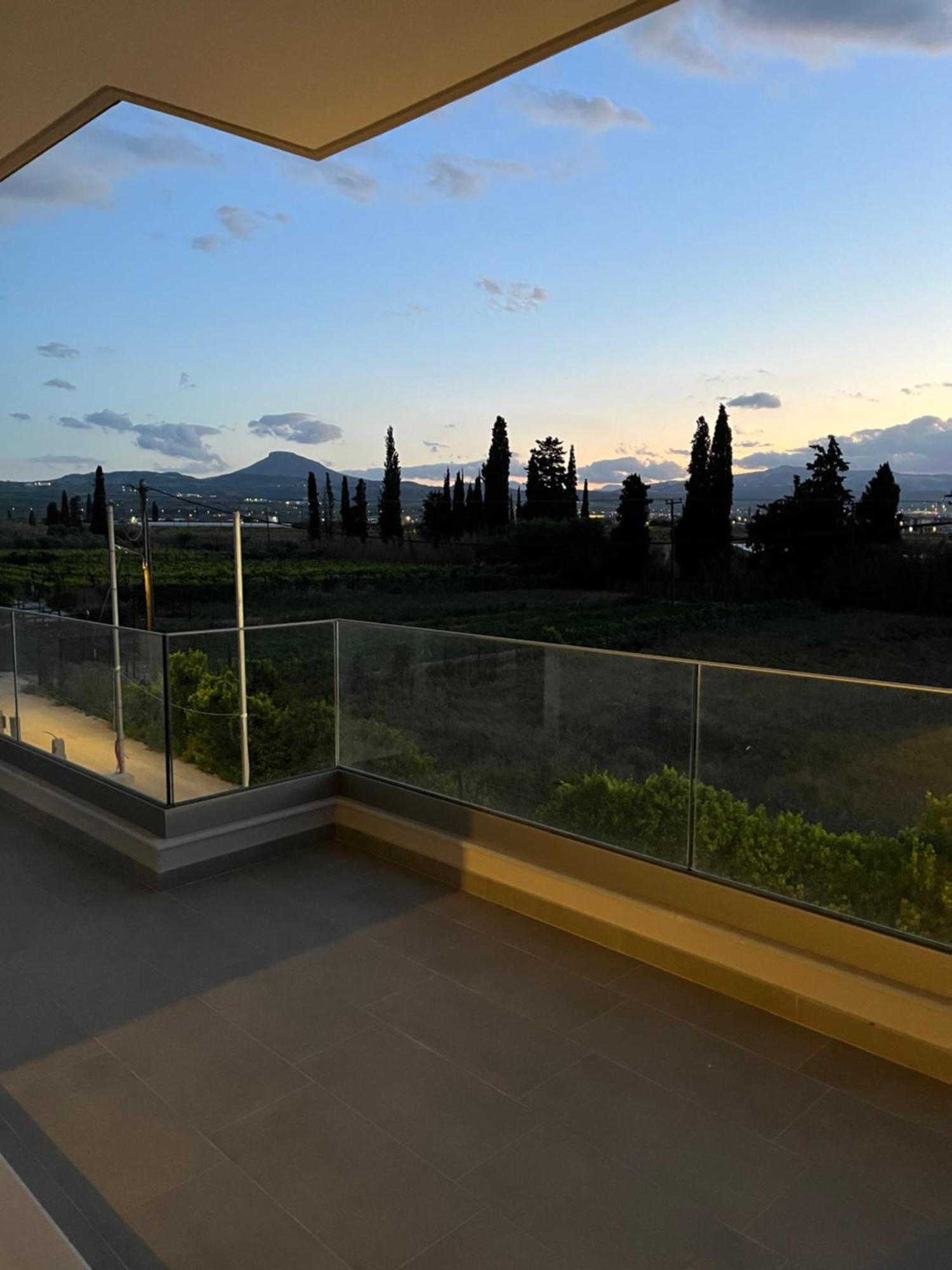 Villa Maria Eirini Lechaio ภายนอก รูปภาพ
